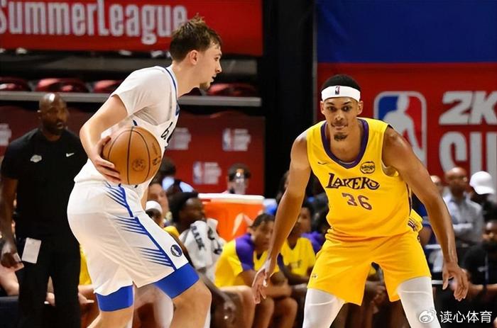 黄金甲体育官方网站-广东难留2米06前锋，辽宁官宣签约1米85后卫，宁波换帅+外援首签