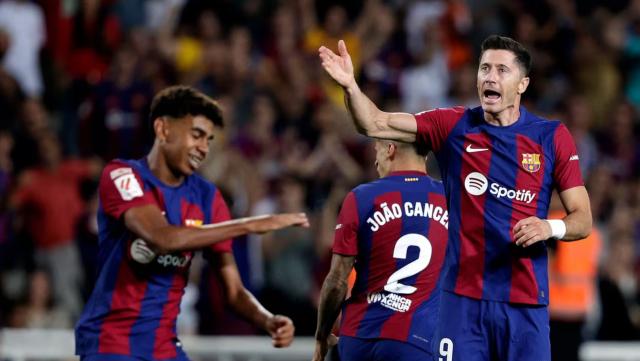 黄金甲体育-无视亚马尔伸手示好 莱万遭西媒批评：不可接受！