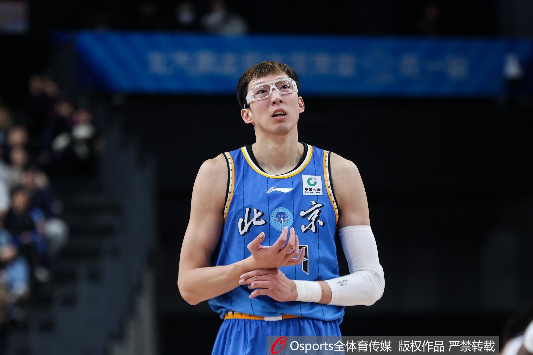 周琦30岁生日！北京官博送祝福：生日快乐🎂新岁继续并肩拼到底